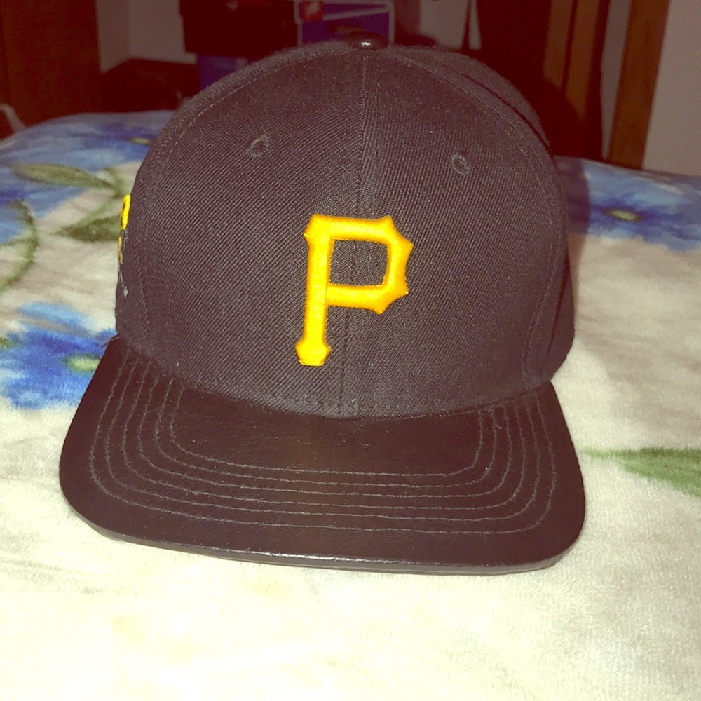 Black and Yellow Pirates SnapBack.